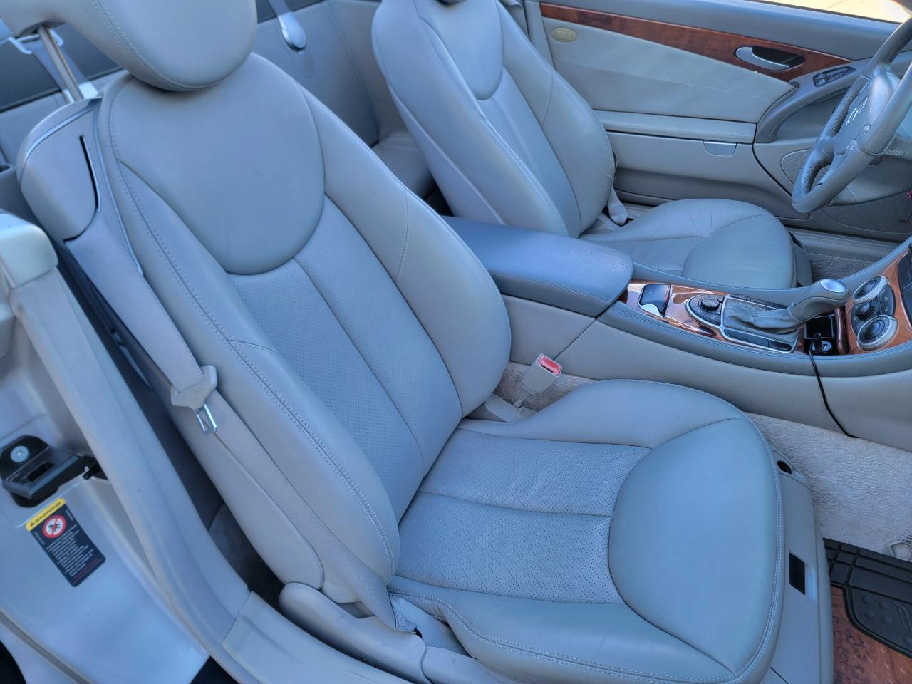 Mercedes-Benz SL-Class 2dr Roadster 5.0L 2003