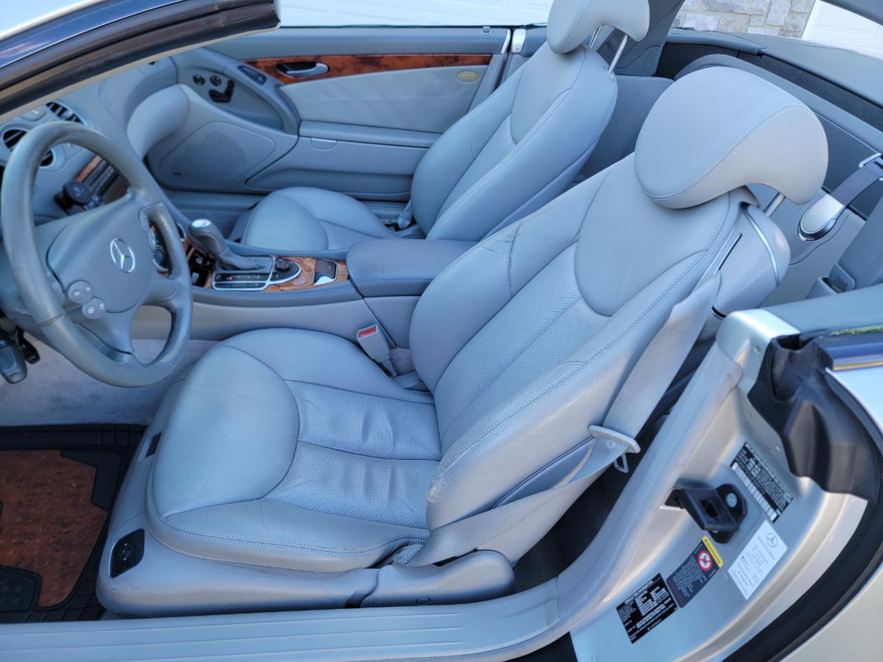 Mercedes-Benz SL-Class 2dr Roadster 5.0L 2003