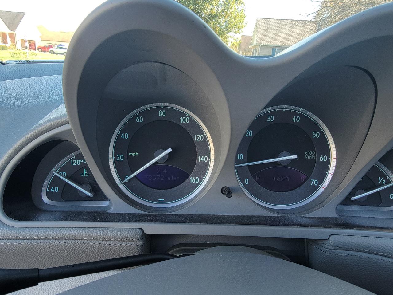 Mercedes-Benz SL-Class 2dr Roadster 5.0L 2003