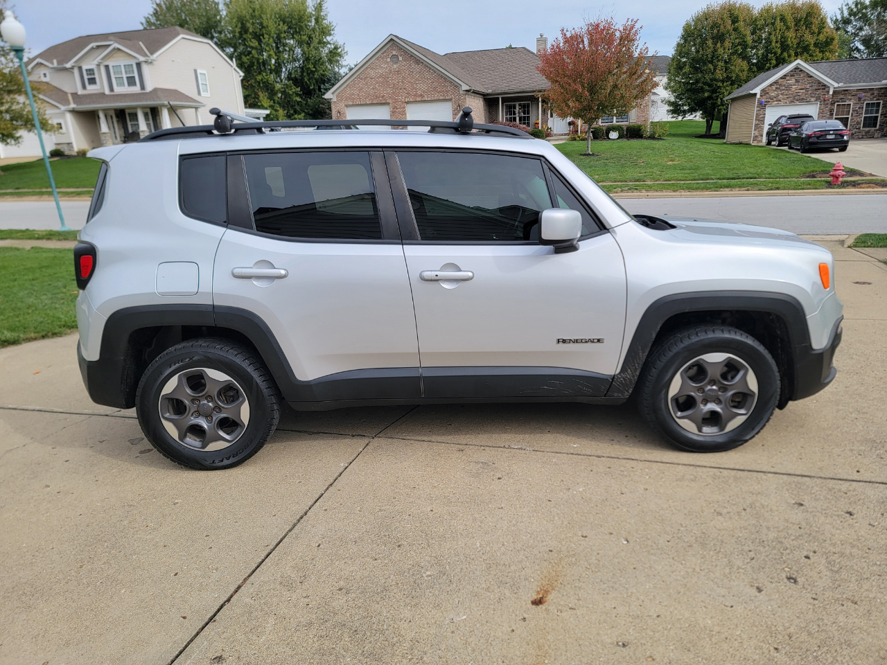 Jeep Renegade 4WD 4dr Latitude 2015 Jeep Renegade 4WD 4dr Latitude 2015