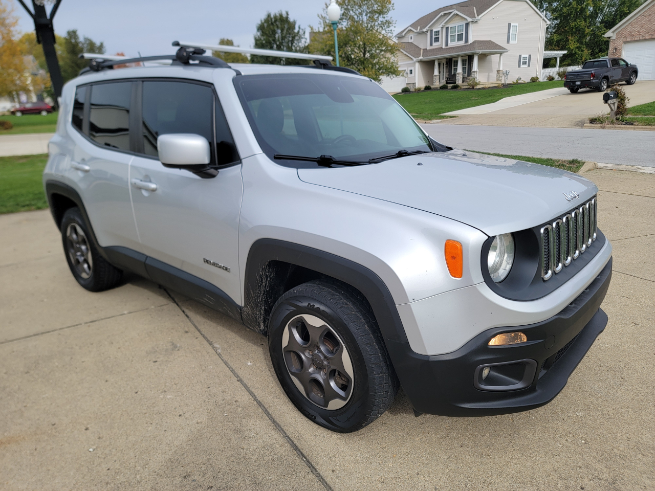 Jeep Renegade 4WD 4dr Latitude 2015 Jeep Renegade 4WD 4dr Latitude 2015