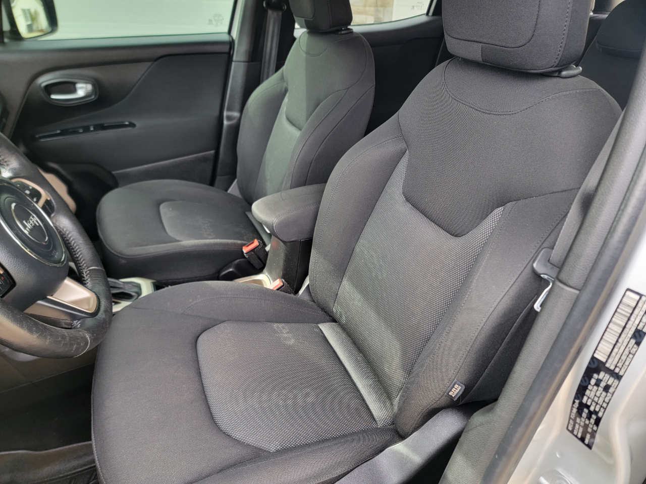 Jeep Renegade 4WD 4dr Latitude 2015 Jeep Renegade 4WD 4dr Latitude 2015