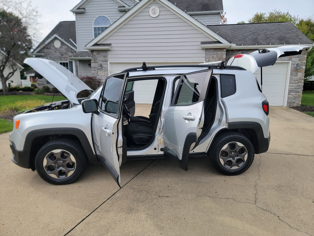 Jeep Renegade 4WD 4dr Latitude 2015 Jeep Renegade 4WD 4dr Latitude 2015