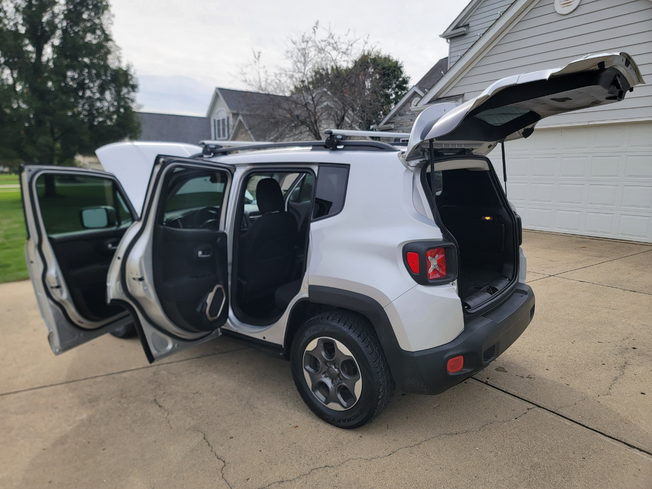 Jeep Renegade 4WD 4dr Latitude 2015 Jeep Renegade 4WD 4dr Latitude 2015