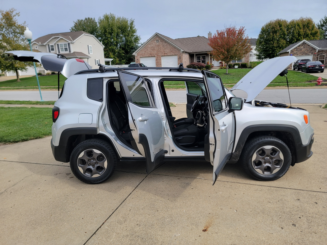Jeep Renegade 4WD 4dr Latitude 2015 Jeep Renegade 4WD 4dr Latitude 2015