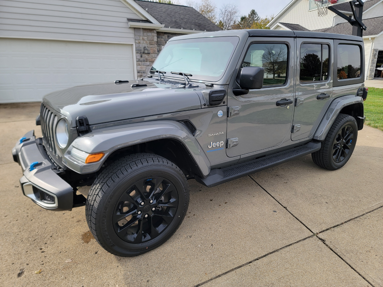 2023 Jeep Wrangler 4xe Sahara 4x4