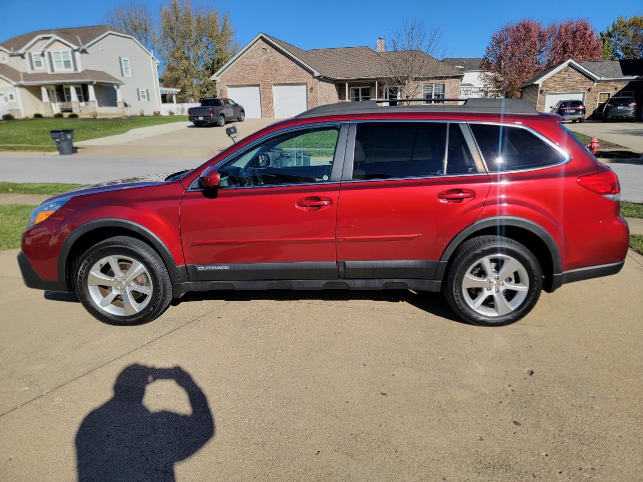 Subaru Outback 4dr Wgn H4 Auto 2.5i Limited 2014