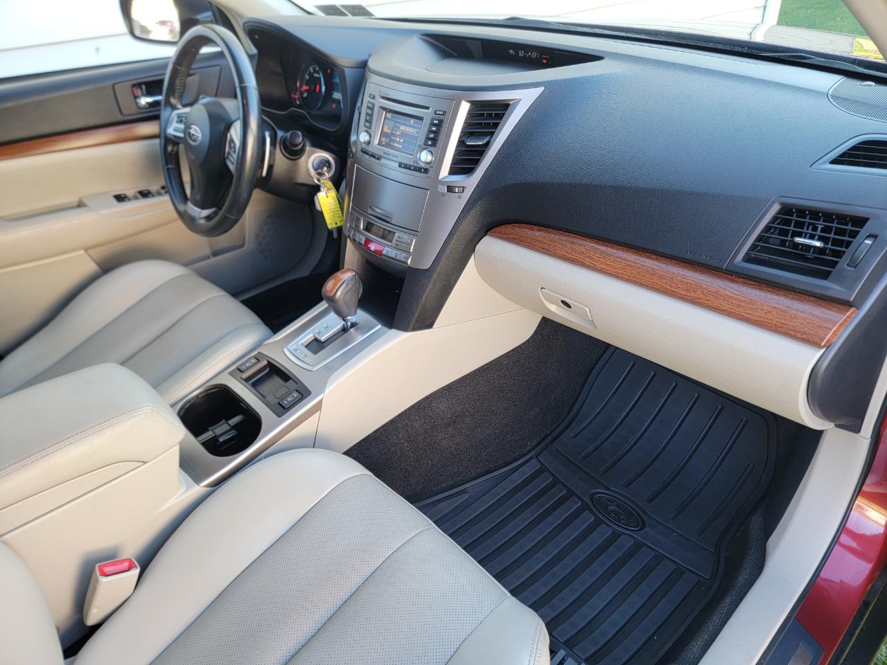 Subaru Outback 4dr Wgn H4 Auto 2.5i Limited 2014