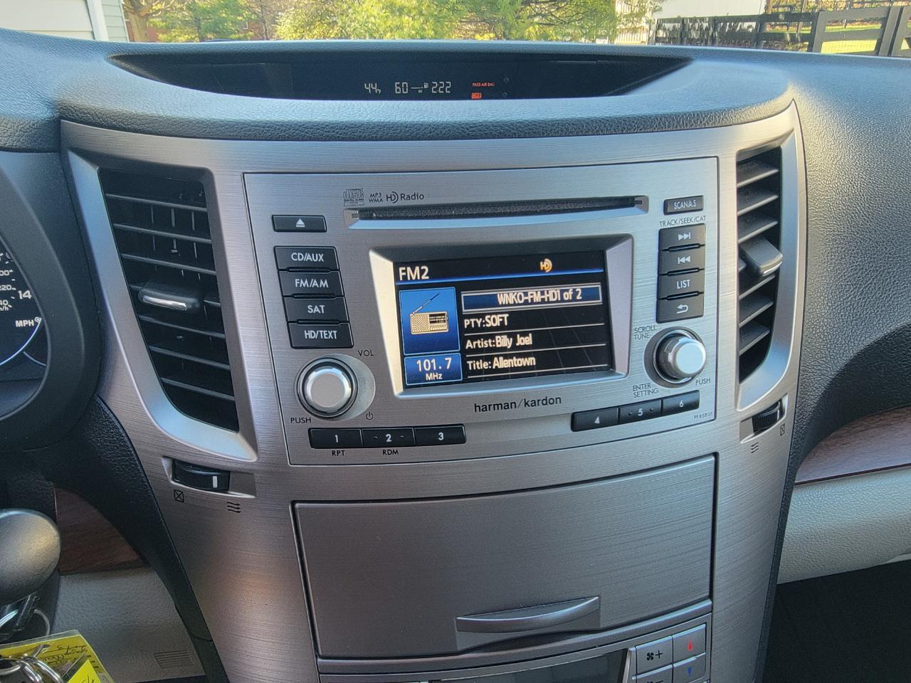 Subaru Outback 4dr Wgn H4 Auto 2.5i Limited 2014