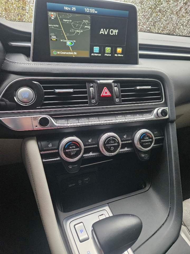 Genesis G70 2.0T Elite AWD 2019