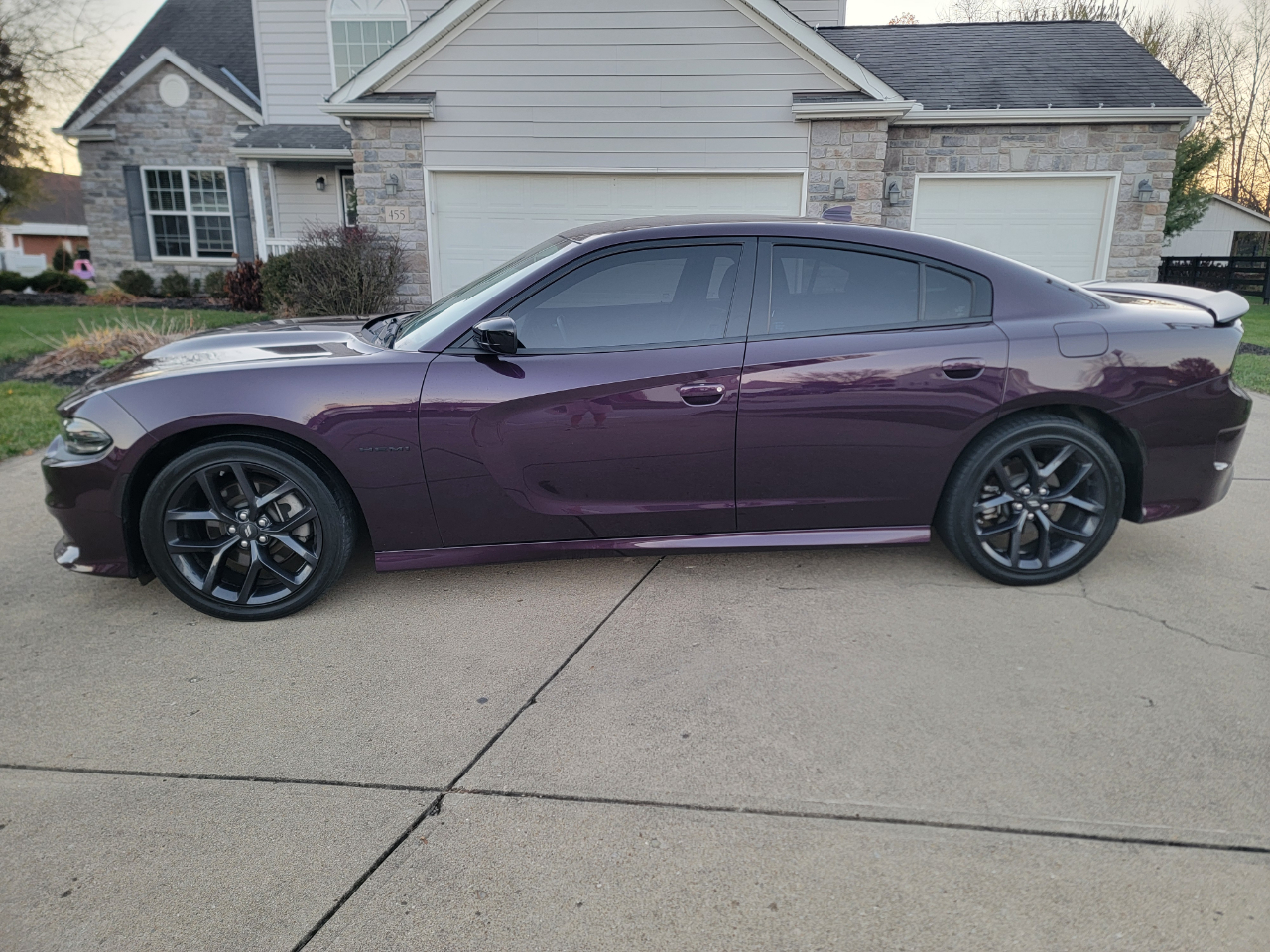 2022 Dodge Charger R/T photo 2