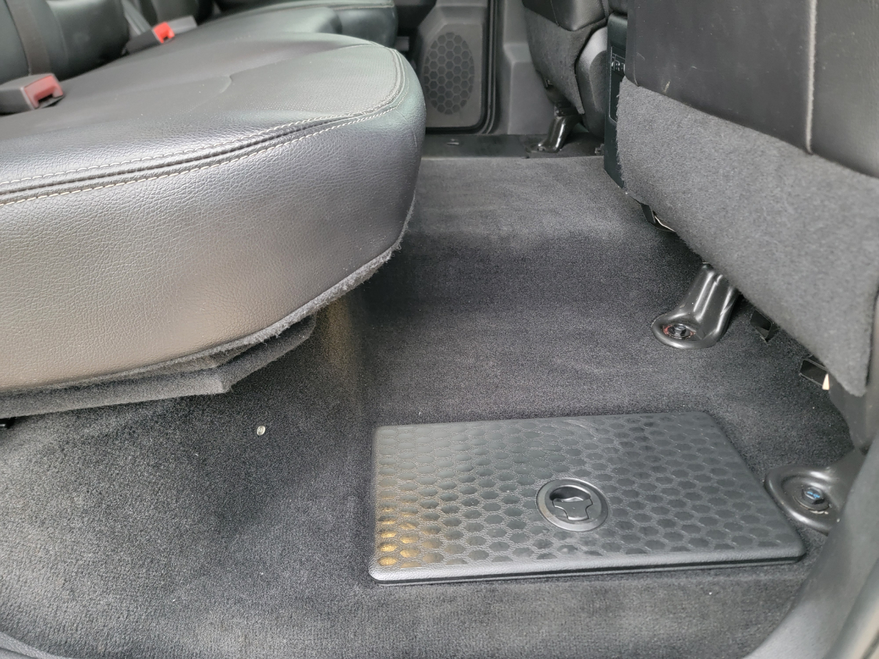 RAM 3500 Laramie 4x4 Crew Cab 8' Box 2017