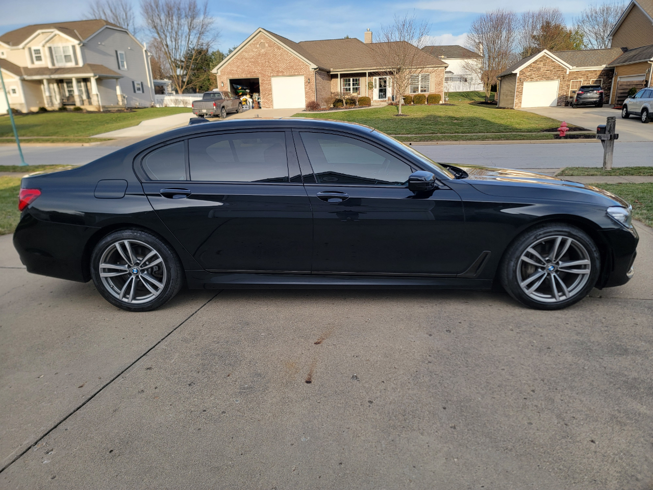 BMW 7 Series 740i xDrive Sedan 2019