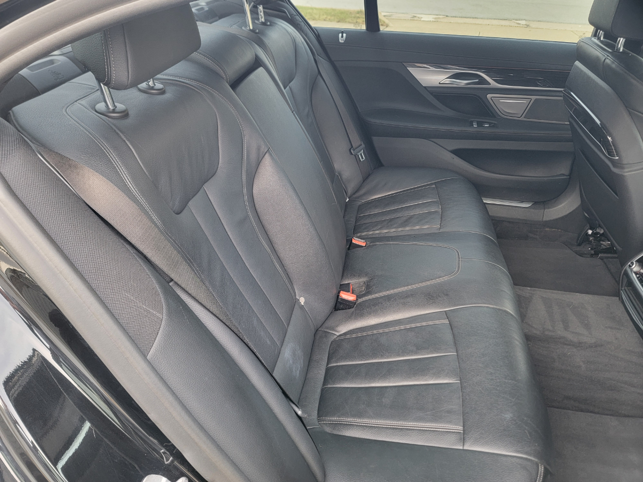 BMW 7 Series 740i xDrive Sedan 2019