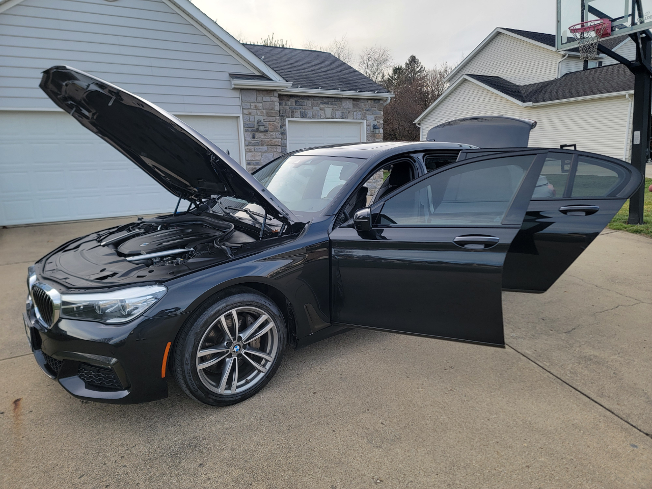 BMW 7 Series 740i xDrive Sedan 2019