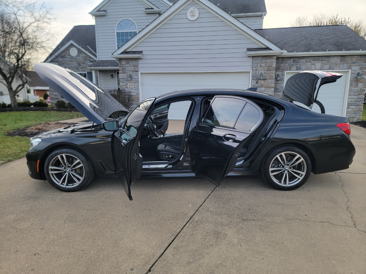 BMW 7 Series 740i xDrive Sedan 2019