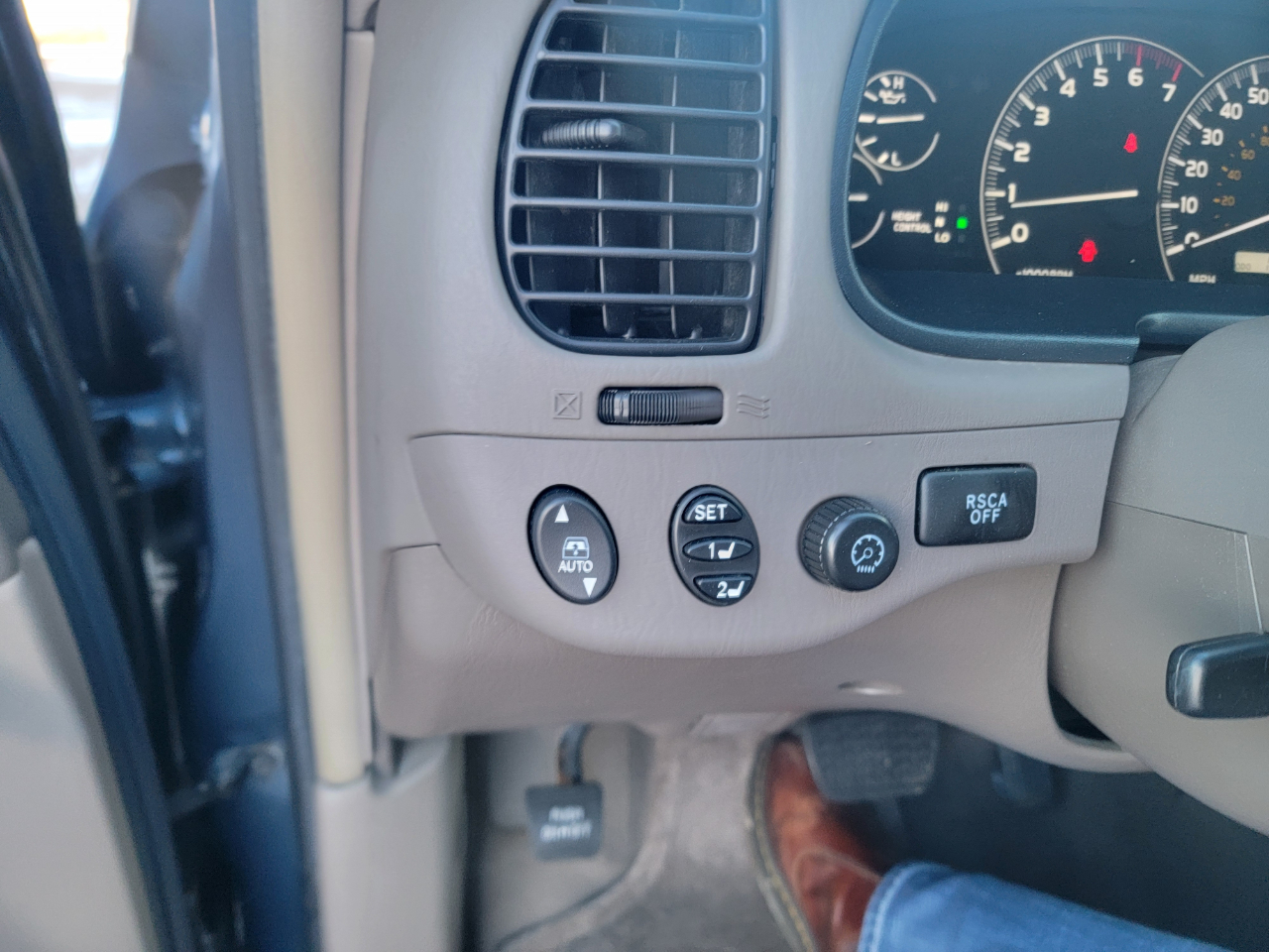 Toyota Sequoia 4WD 4dr Limited (Natl) 2007