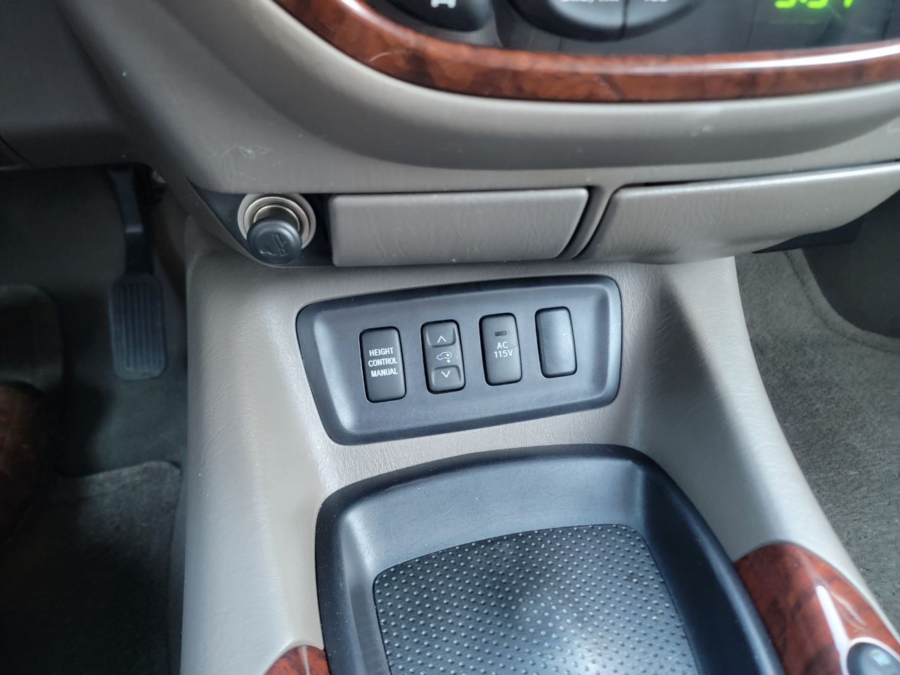 Toyota Sequoia 4WD 4dr Limited (Natl) 2007