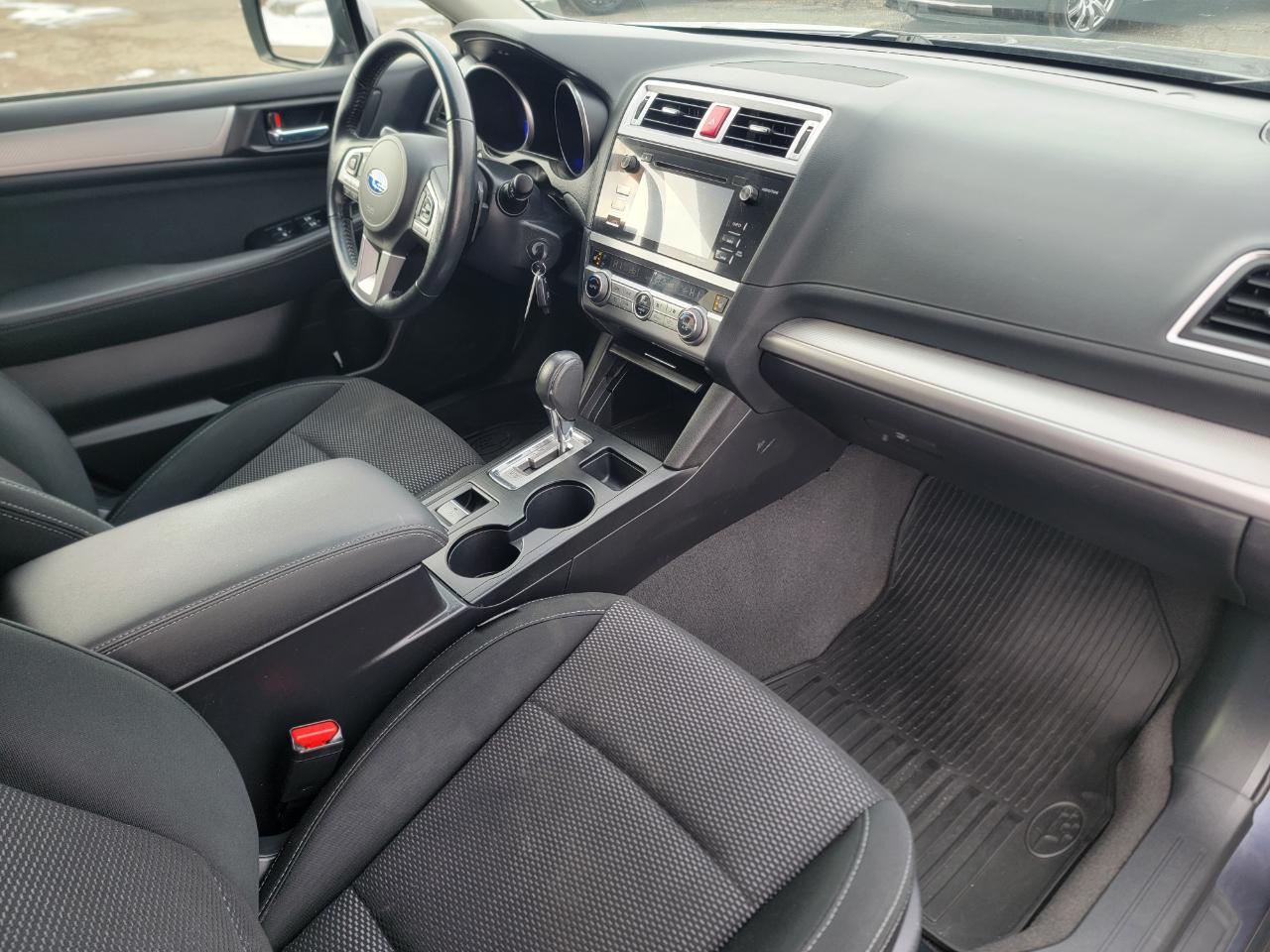 Subaru Outback 4dr Wgn 2.5i Premium PZEV 2015