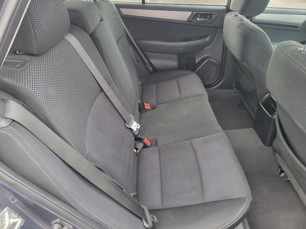 Subaru Outback 4dr Wgn 2.5i Premium PZEV 2015