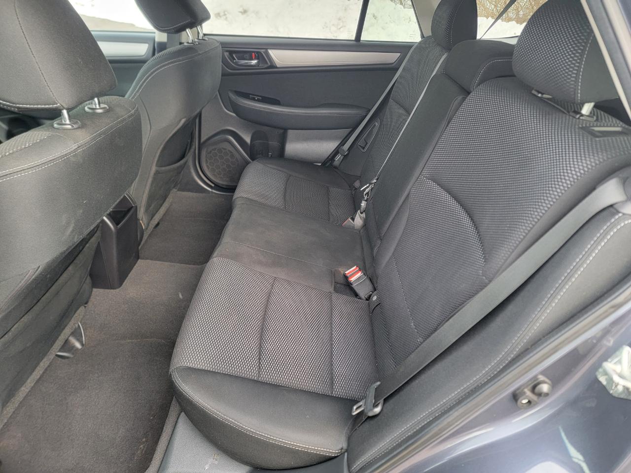 Subaru Outback 4dr Wgn 2.5i Premium PZEV 2015