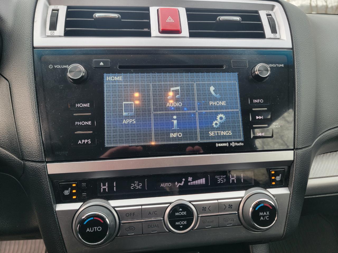 Subaru Outback 4dr Wgn 2.5i Premium PZEV 2015