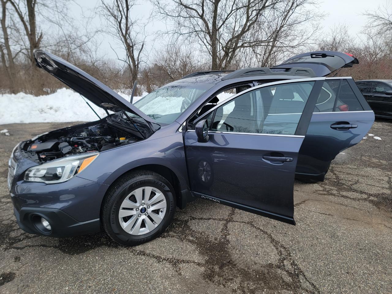 Subaru Outback 4dr Wgn 2.5i Premium PZEV 2015