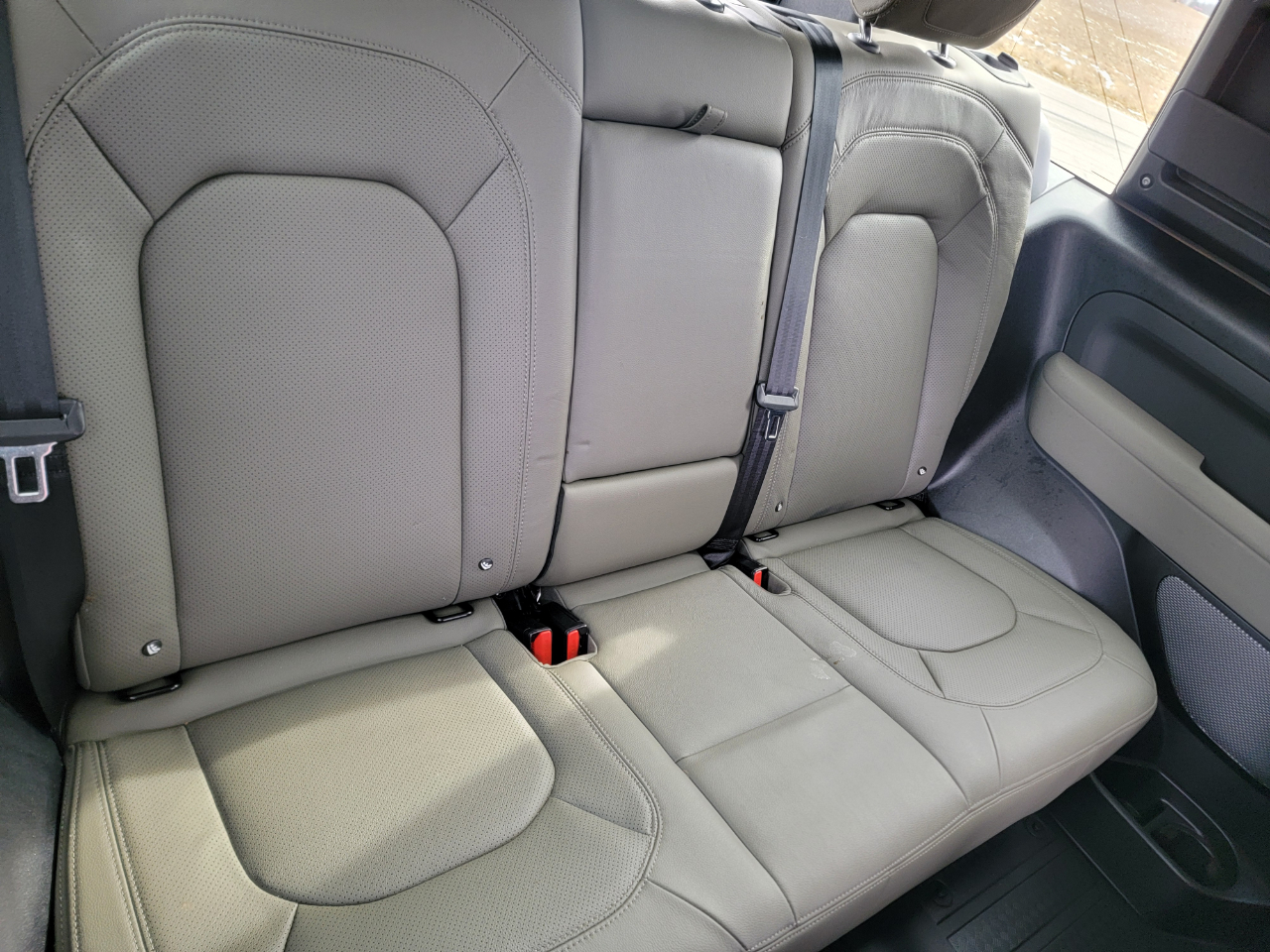 Land Rover Defender 90 SE AWD 2023