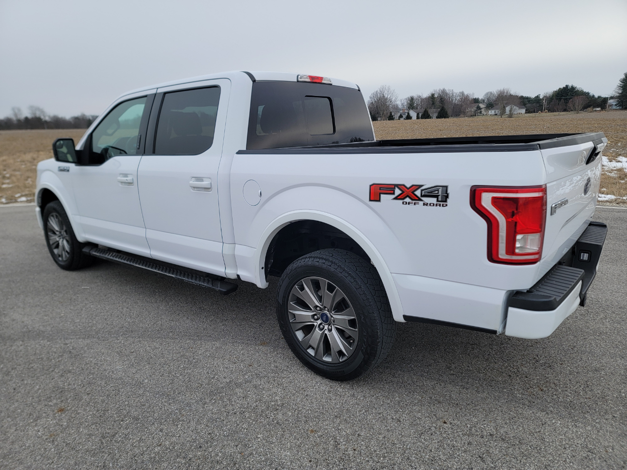 Ford F-150 4WD SuperCrew 145" FX4 2015