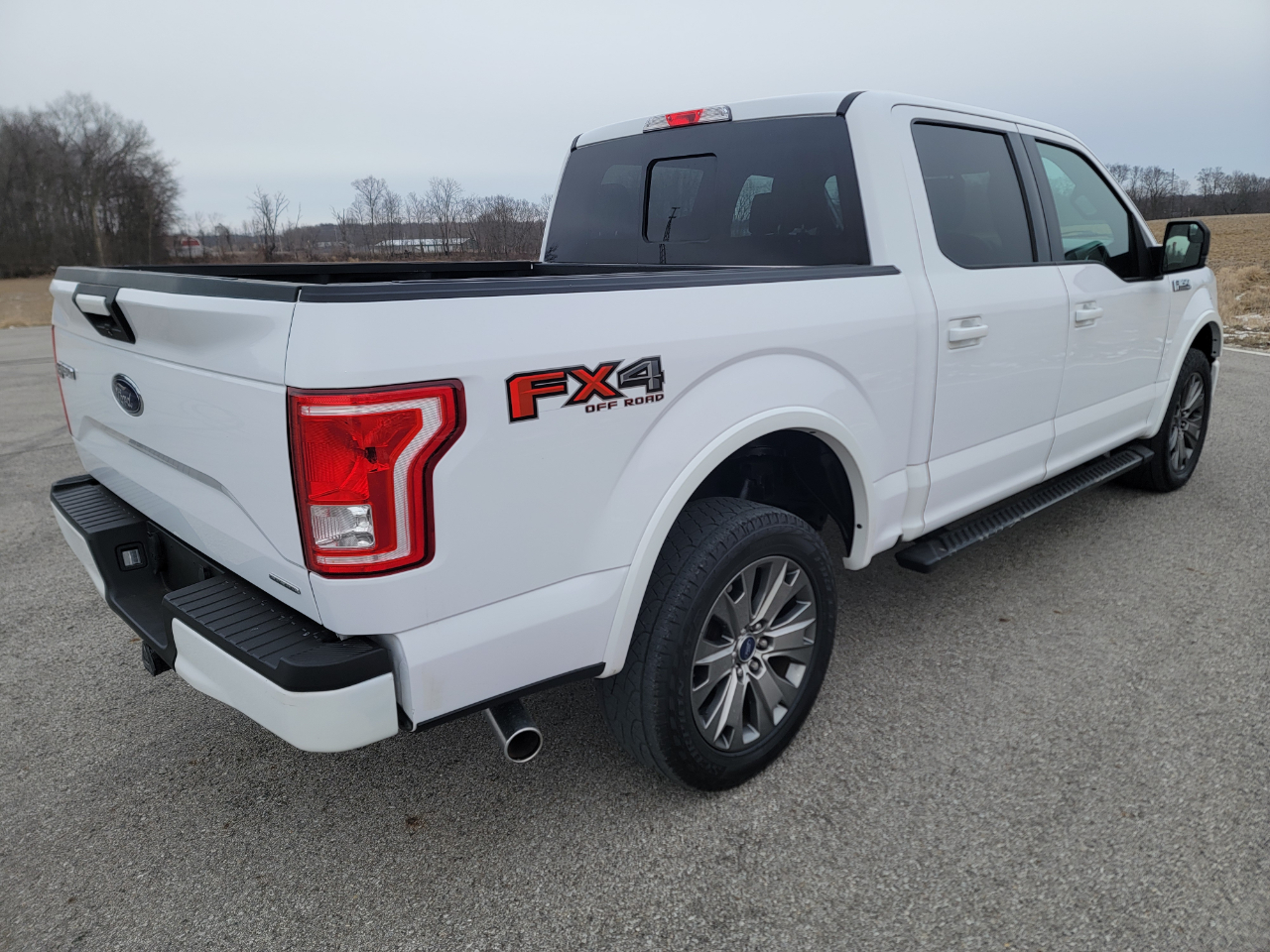 Ford F-150 4WD SuperCrew 145" FX4 2015