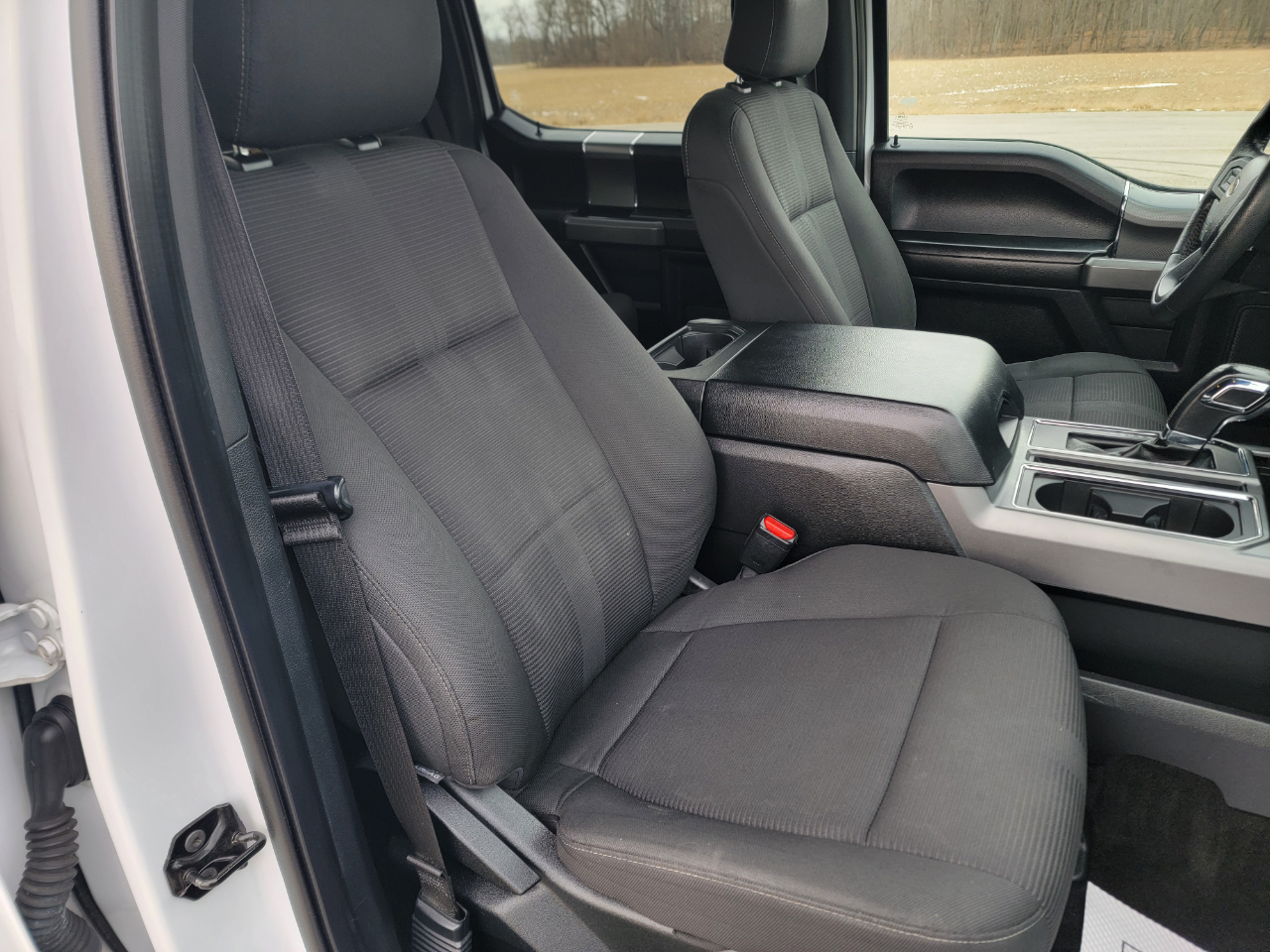 Ford F-150 4WD SuperCrew 145" FX4 2015