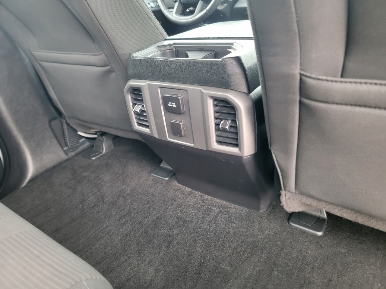 Ford F-150 4WD SuperCrew 145" FX4 2015