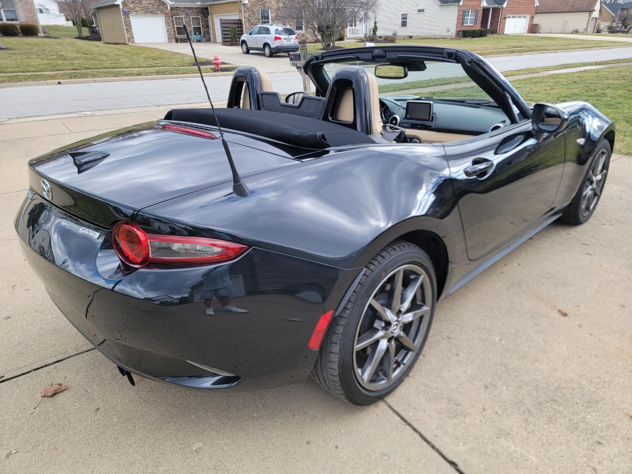 Mazda MX-5 Miata 2dr Conv Auto Grand Touring 2016