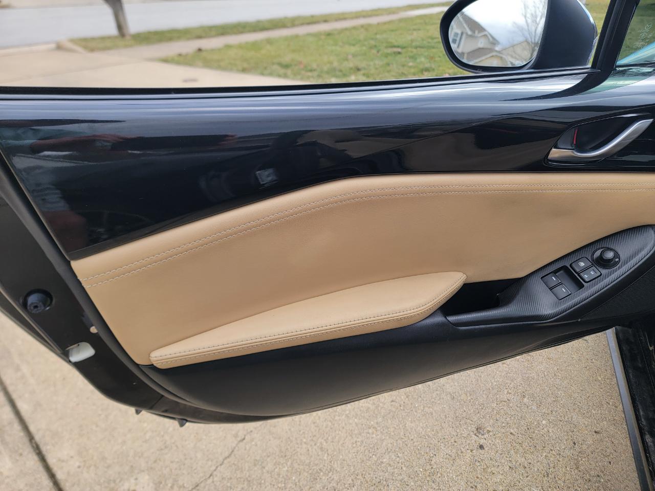 Mazda MX-5 Miata 2dr Conv Auto Grand Touring 2016