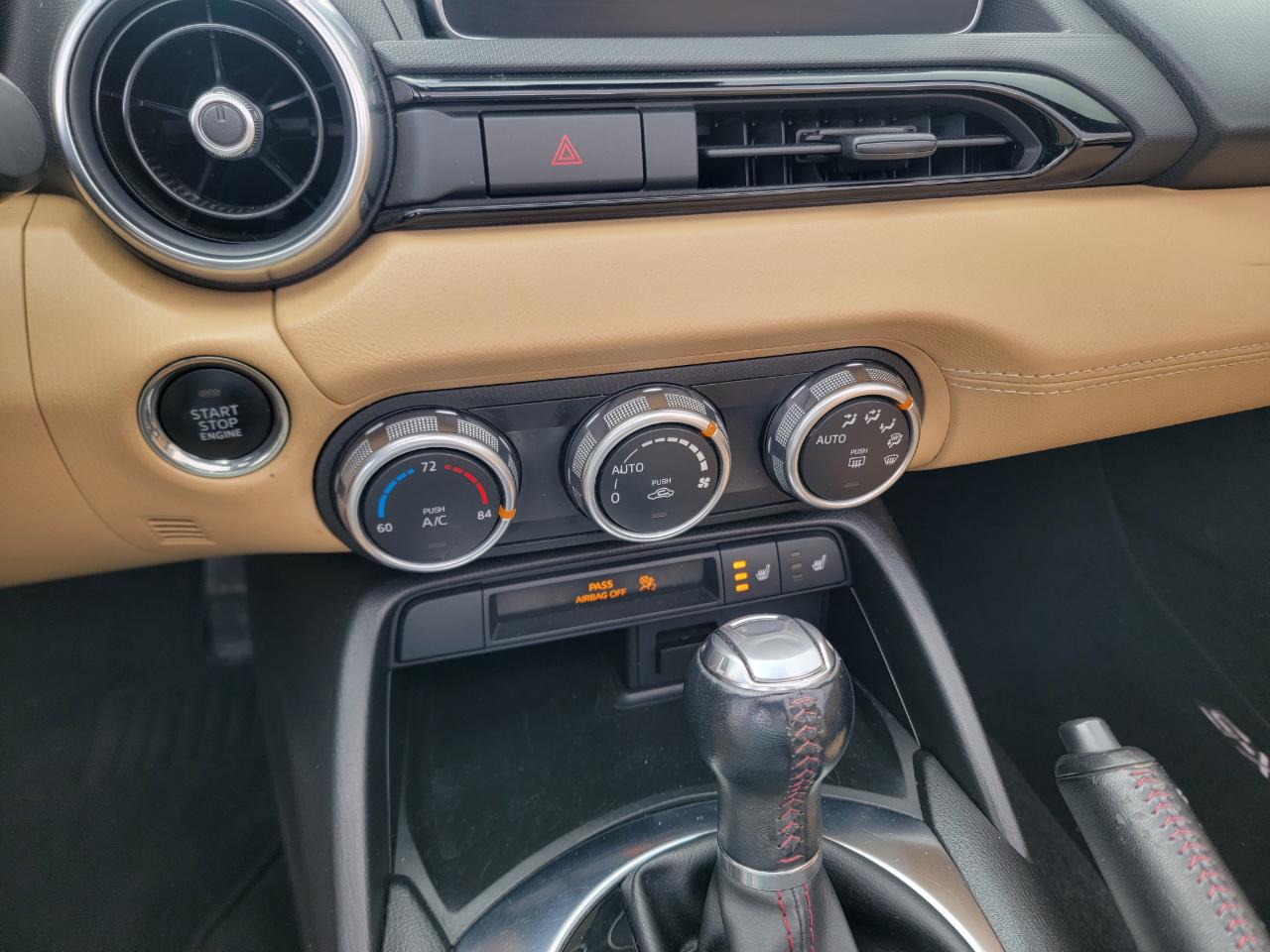 Mazda MX-5 Miata 2dr Conv Auto Grand Touring 2016