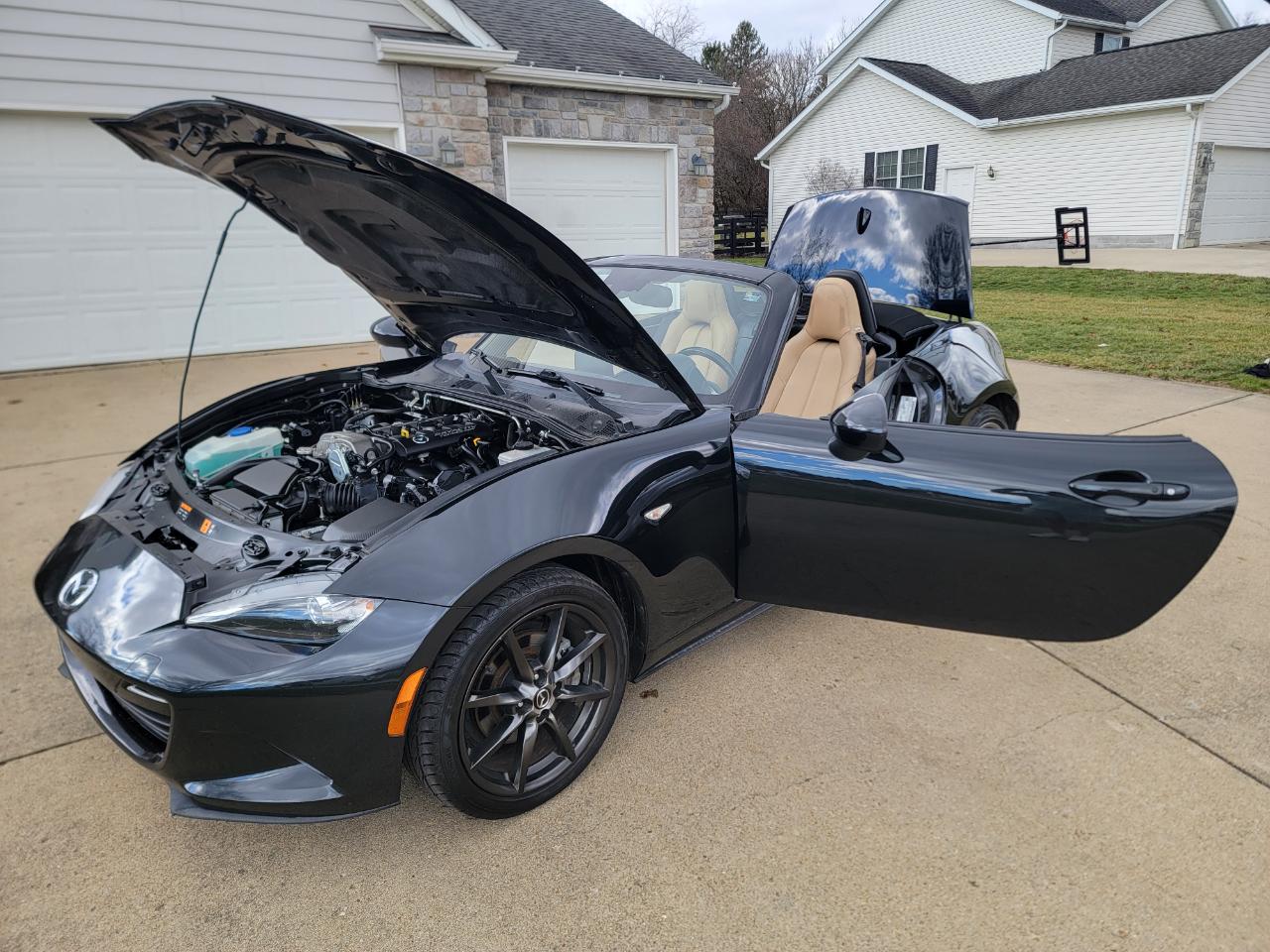 Mazda MX-5 Miata 2dr Conv Auto Grand Touring 2016