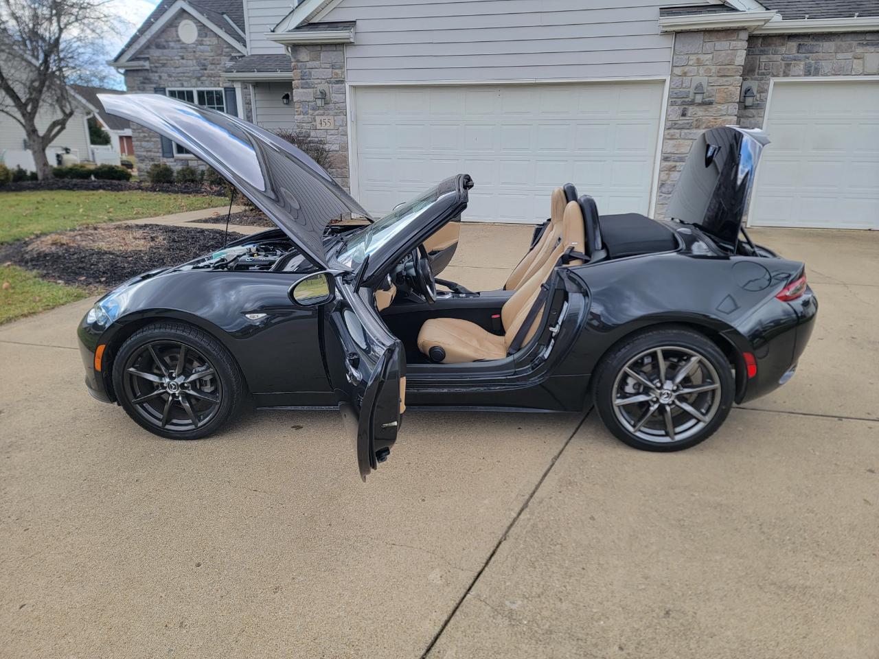 Mazda MX-5 Miata 2dr Conv Auto Grand Touring 2016