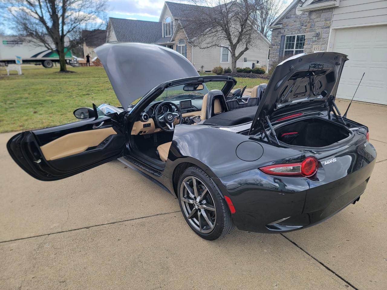 Mazda MX-5 Miata 2dr Conv Auto Grand Touring 2016