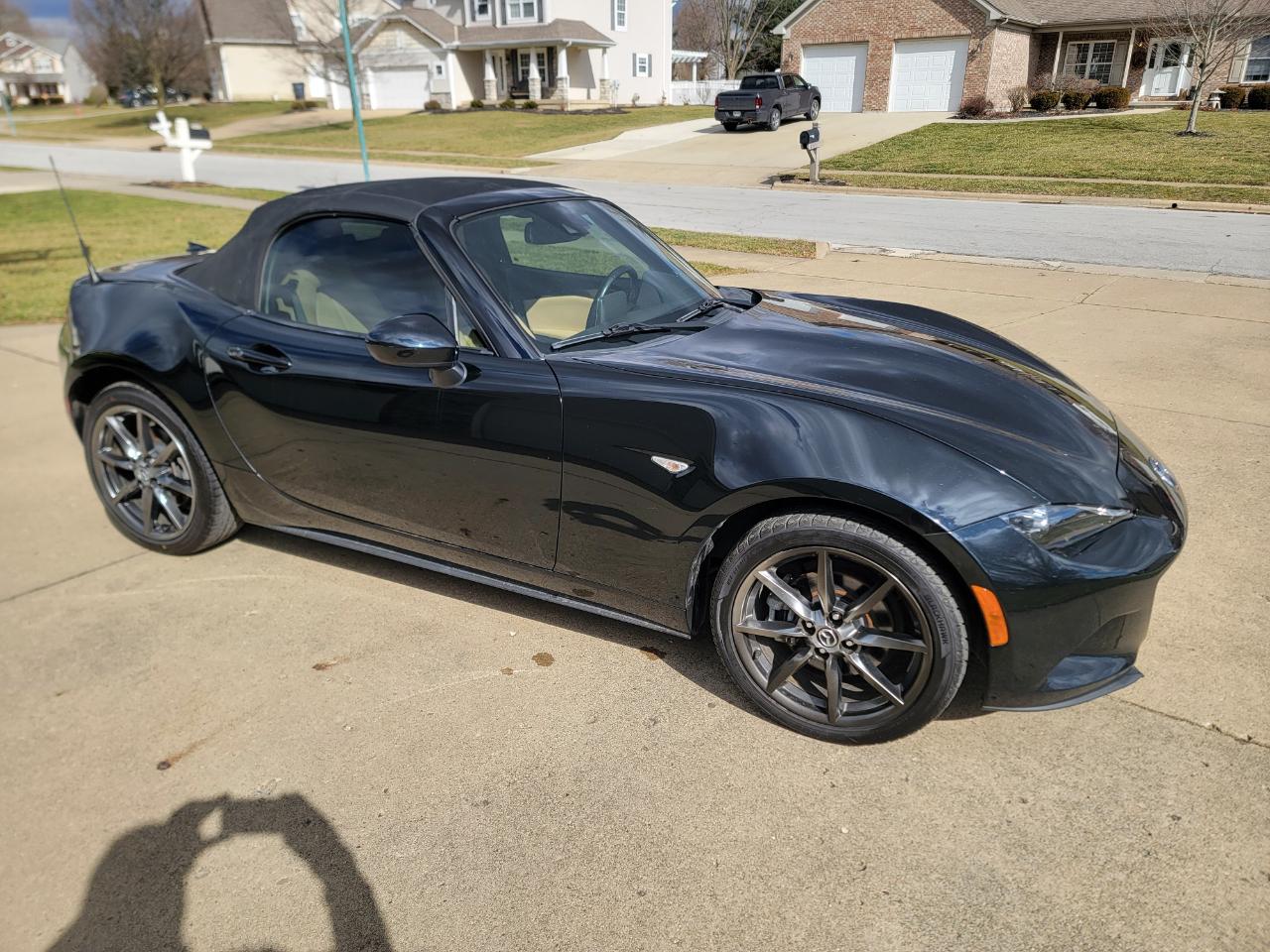 Mazda MX-5 Miata 2dr Conv Auto Grand Touring 2016