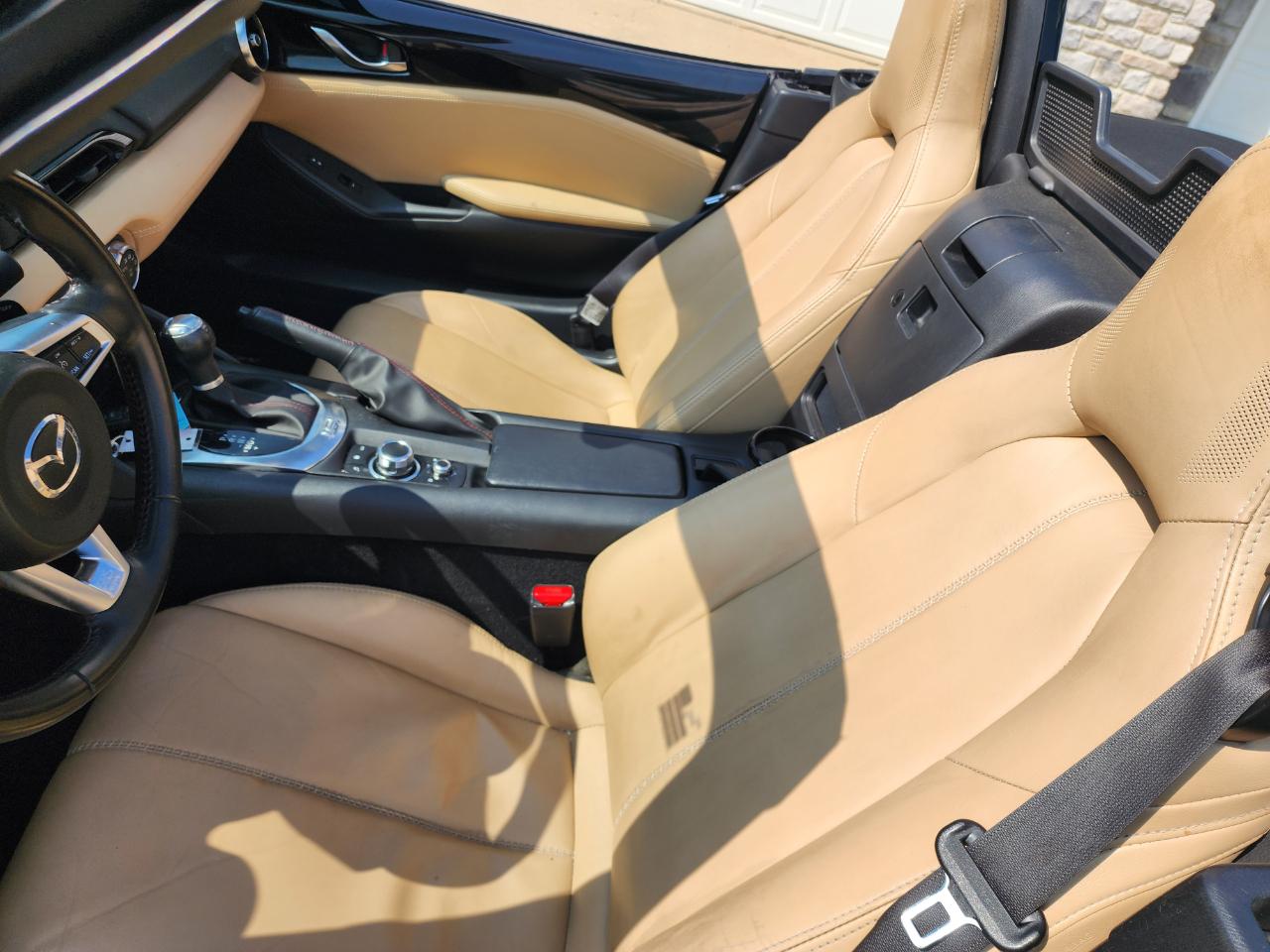 Mazda MX-5 Miata 2dr Conv Auto Grand Touring 2016