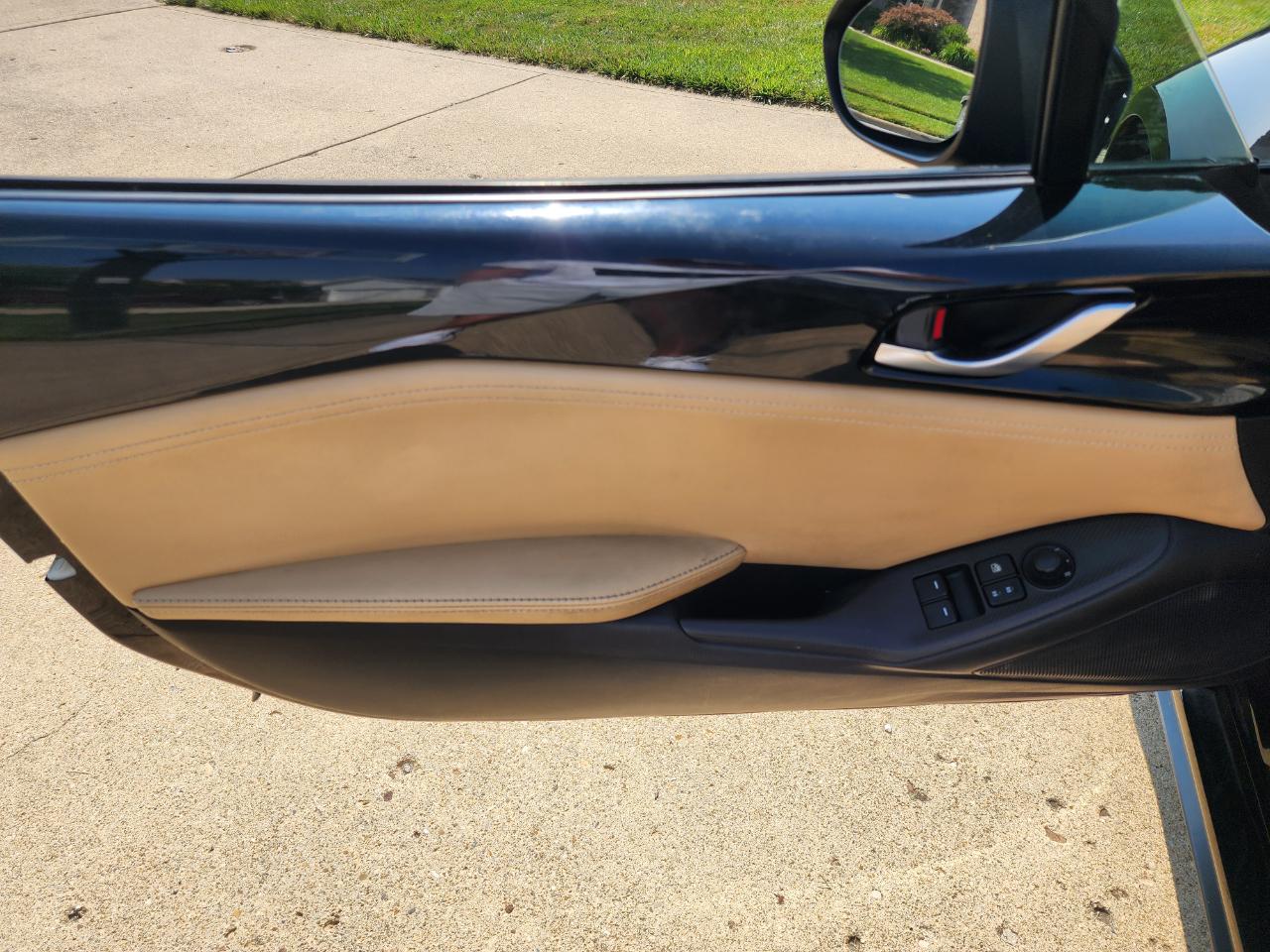 Mazda MX-5 Miata 2dr Conv Auto Grand Touring 2016
