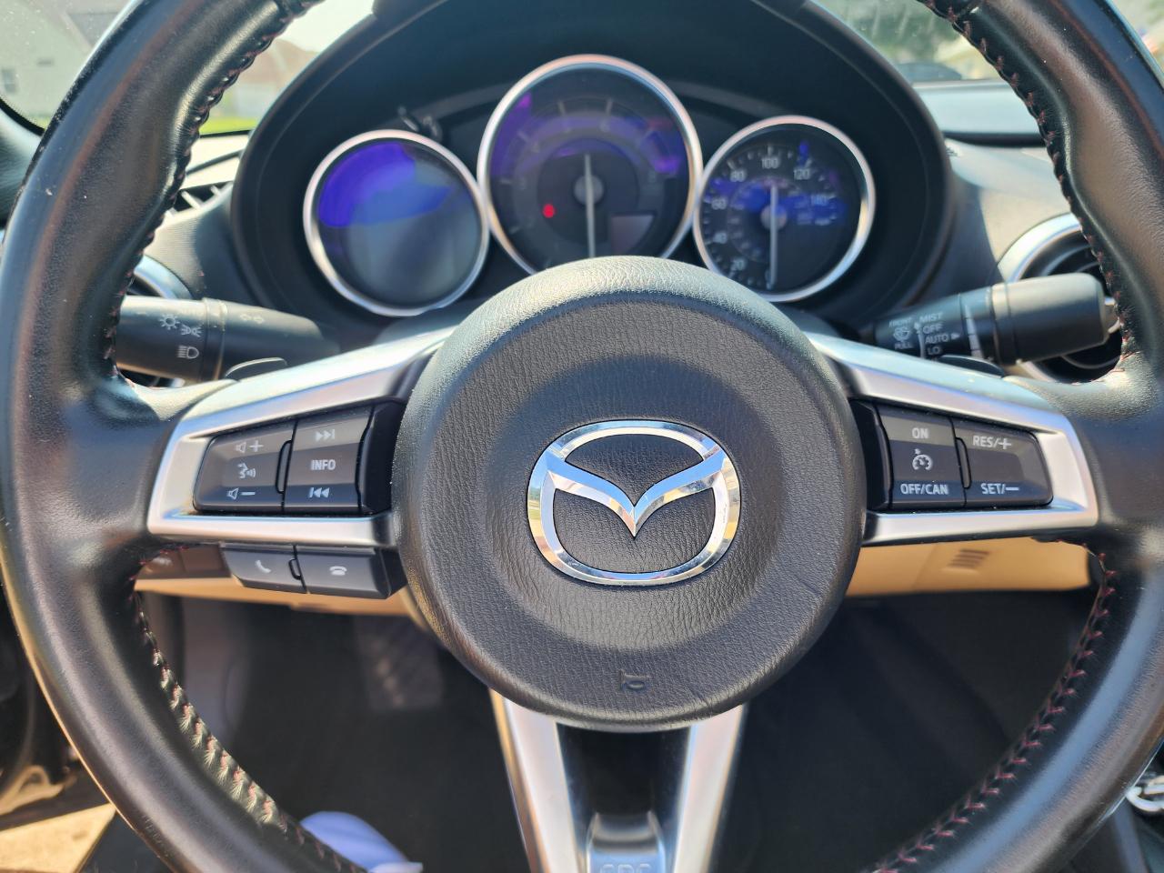Mazda MX-5 Miata 2dr Conv Auto Grand Touring 2016