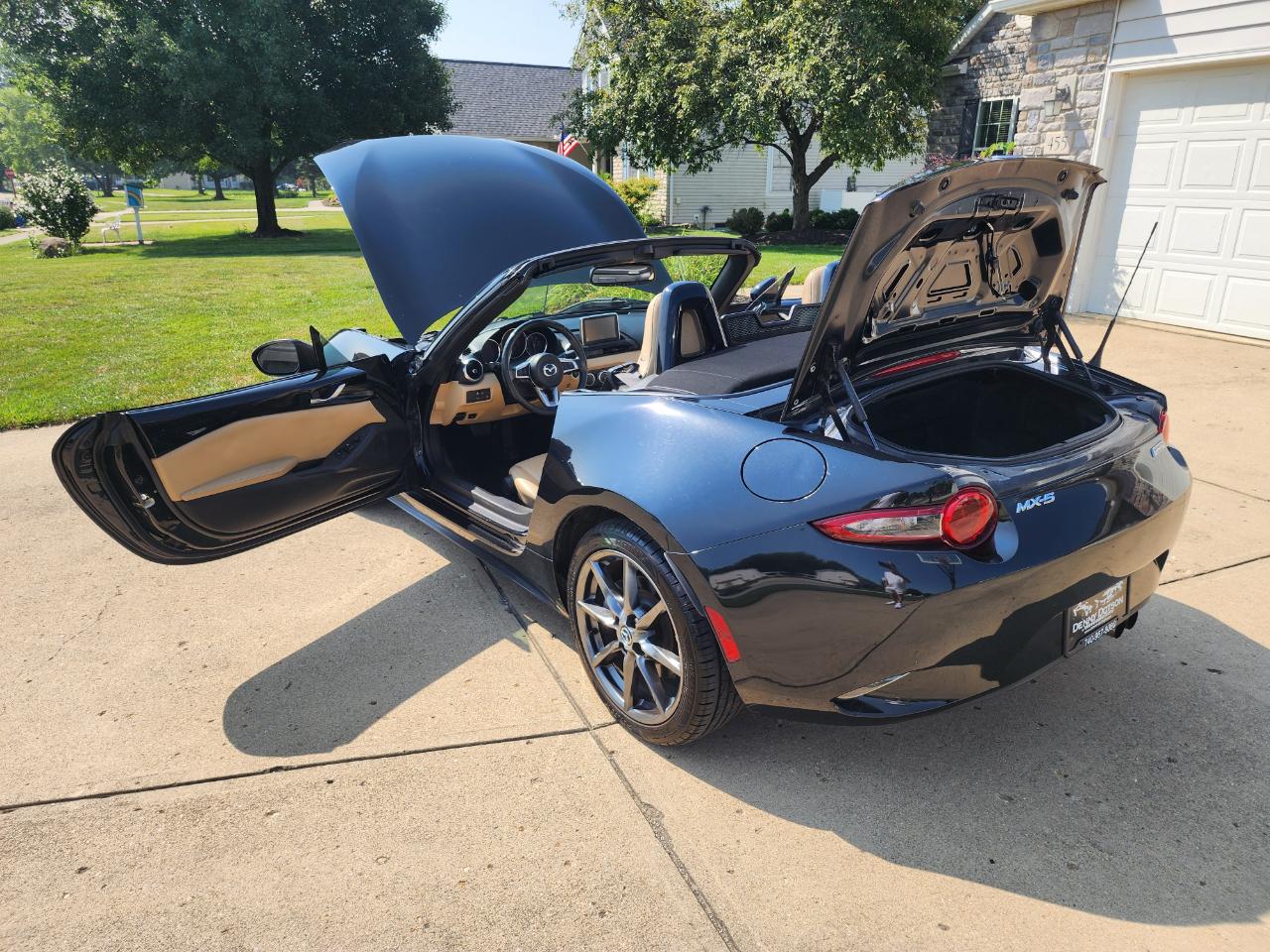 Mazda MX-5 Miata 2dr Conv Auto Grand Touring 2016