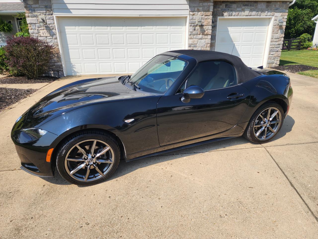 Mazda MX-5 Miata 2dr Conv Auto Grand Touring 2016