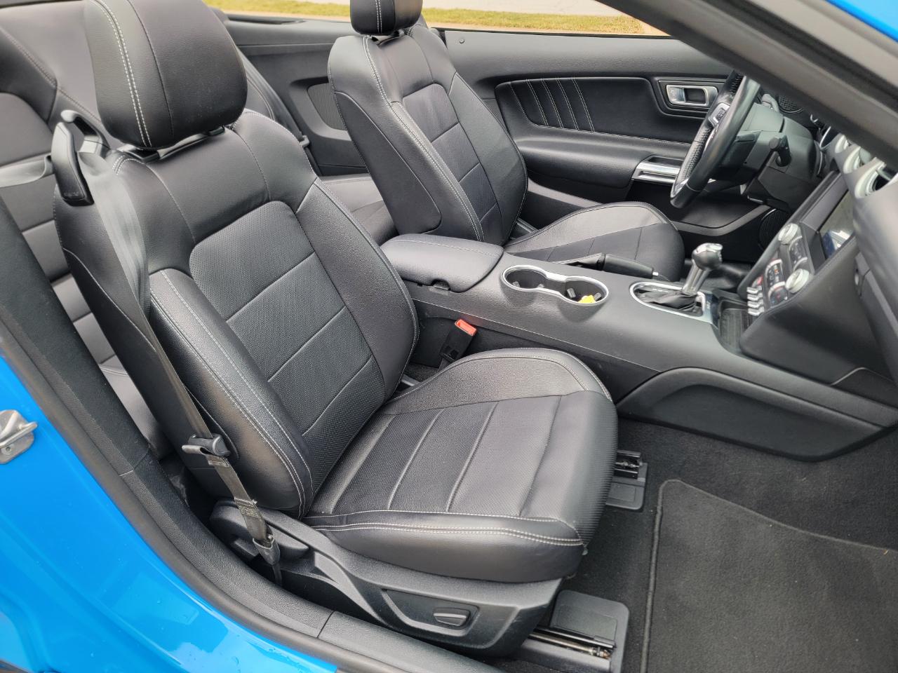 Ford Mustang EcoBoost Convertible 2023