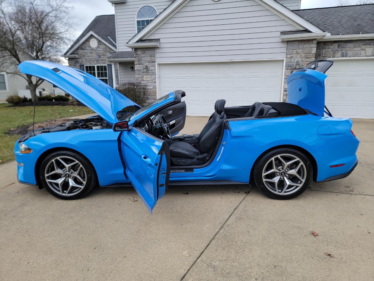 Ford Mustang EcoBoost Convertible 2023