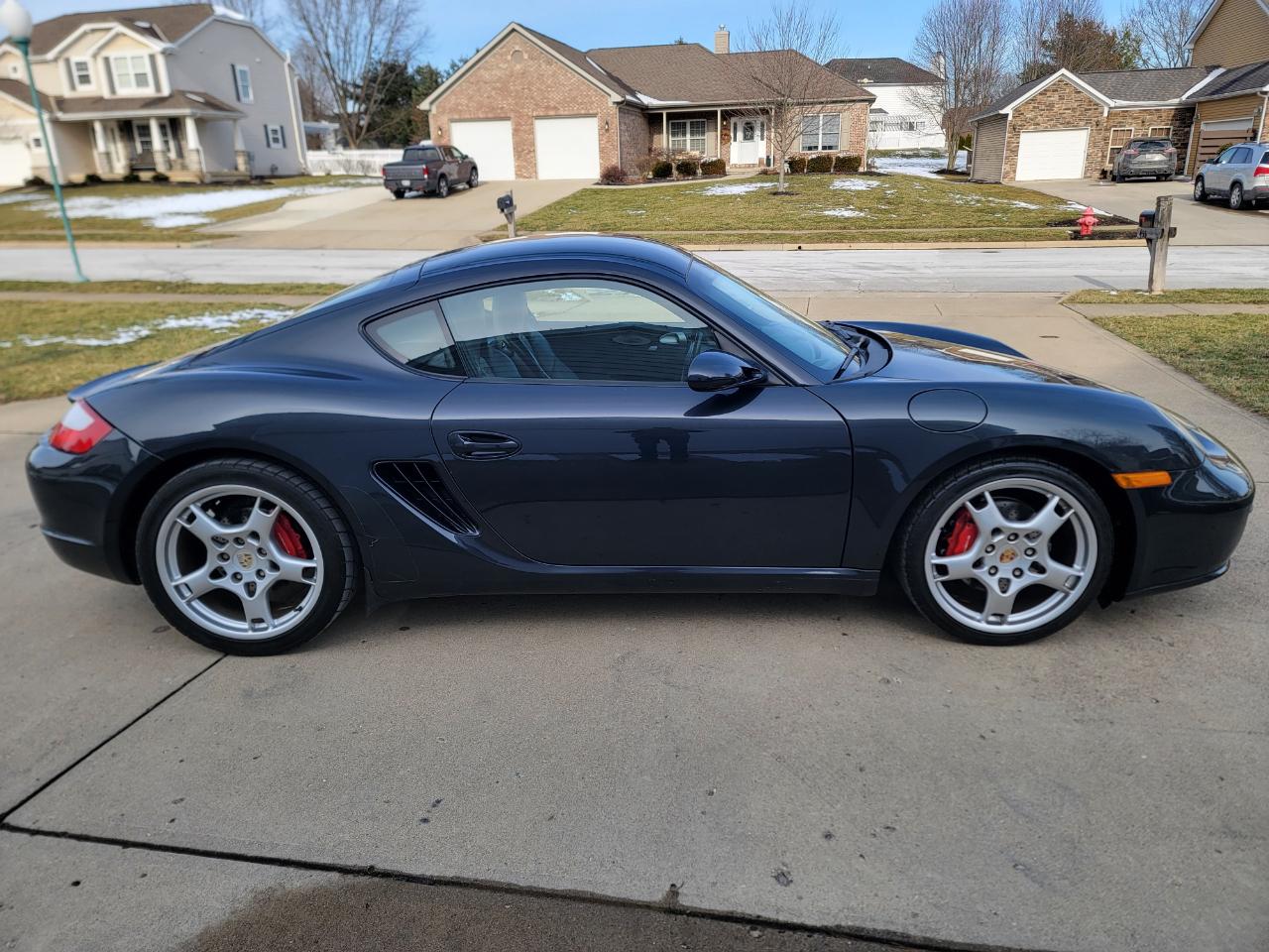 Porsche Cayman 2dr Cpe S 2006