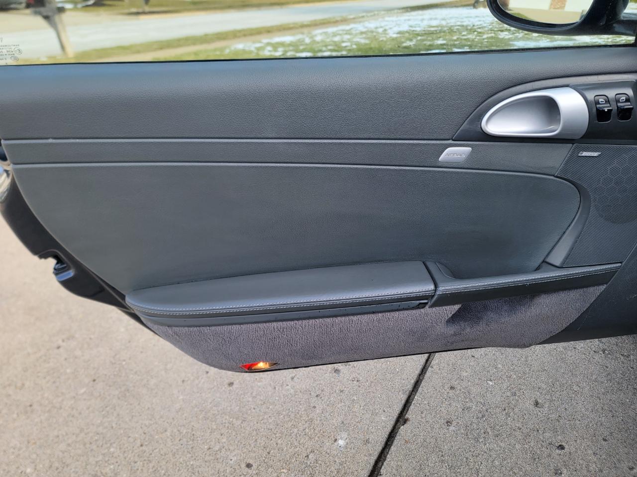 Porsche Cayman 2dr Cpe S 2006