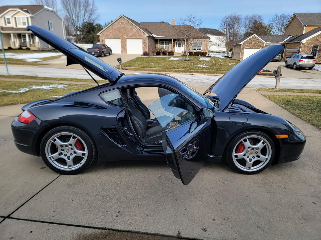 Porsche Cayman 2dr Cpe S 2006