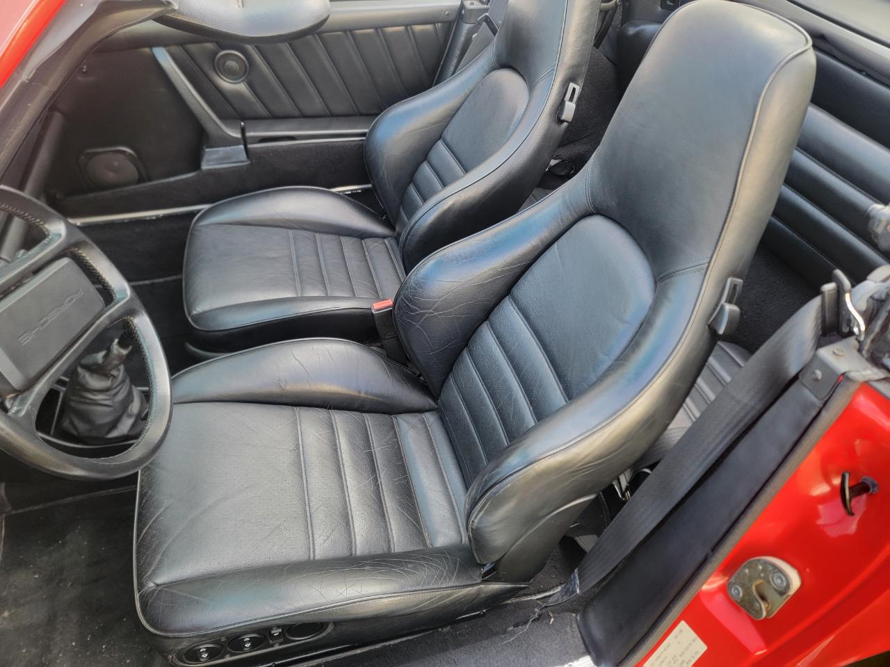 Porsche 911 Carrera 2dr Cabriolet 1986